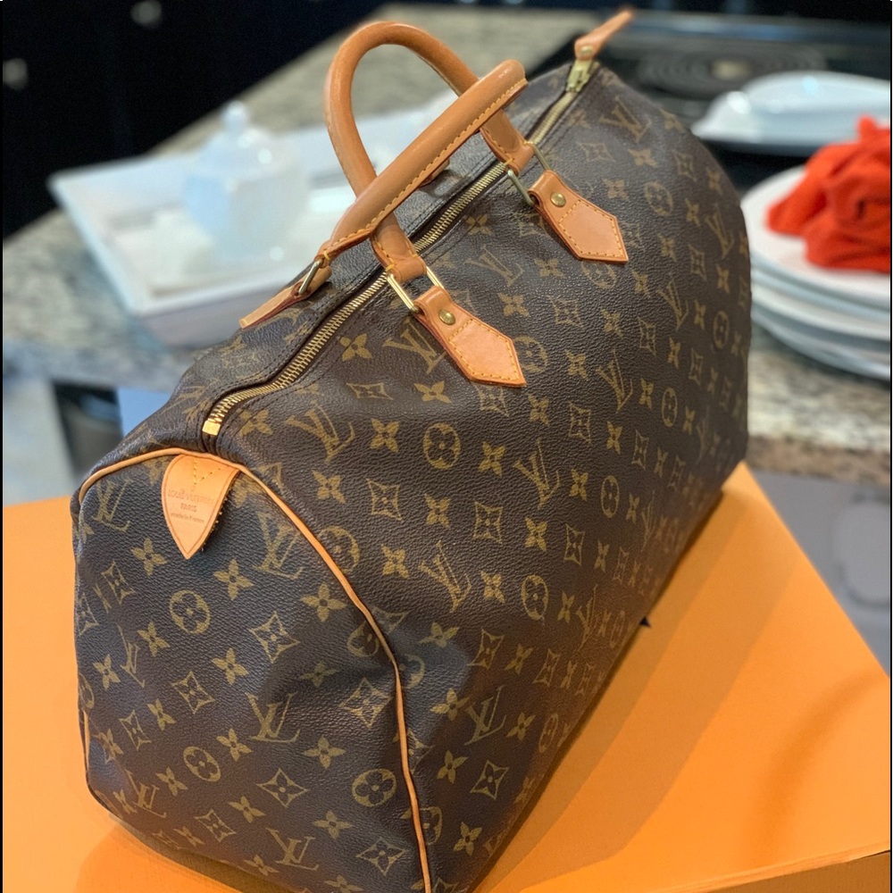 🔥LV up 🔥to 20% off 🔥 your “likes”TODAY - Picture 16 of 16